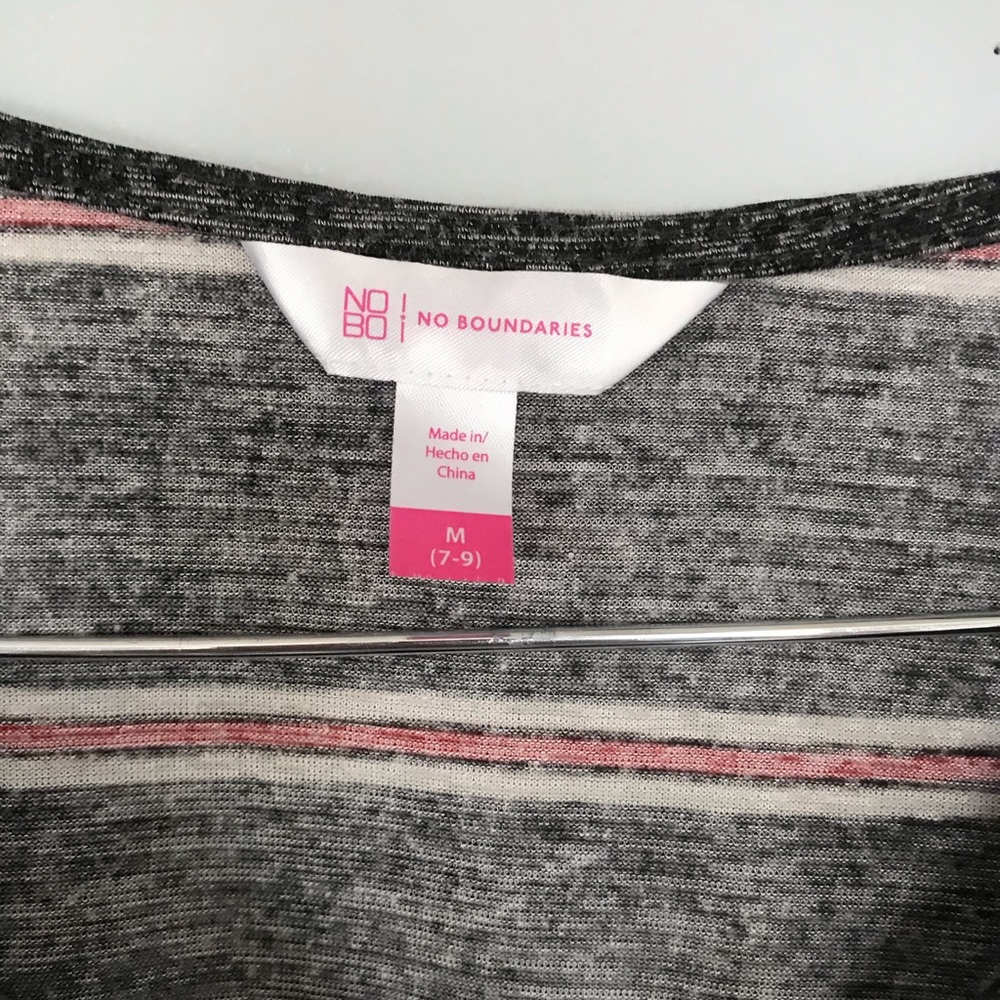 Button down top - Picture 3 of 4